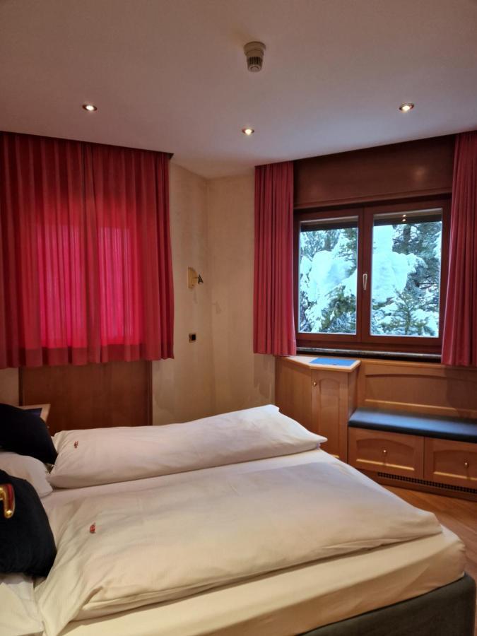 Chalet Brigitte B&B Arabba Exteriör bild