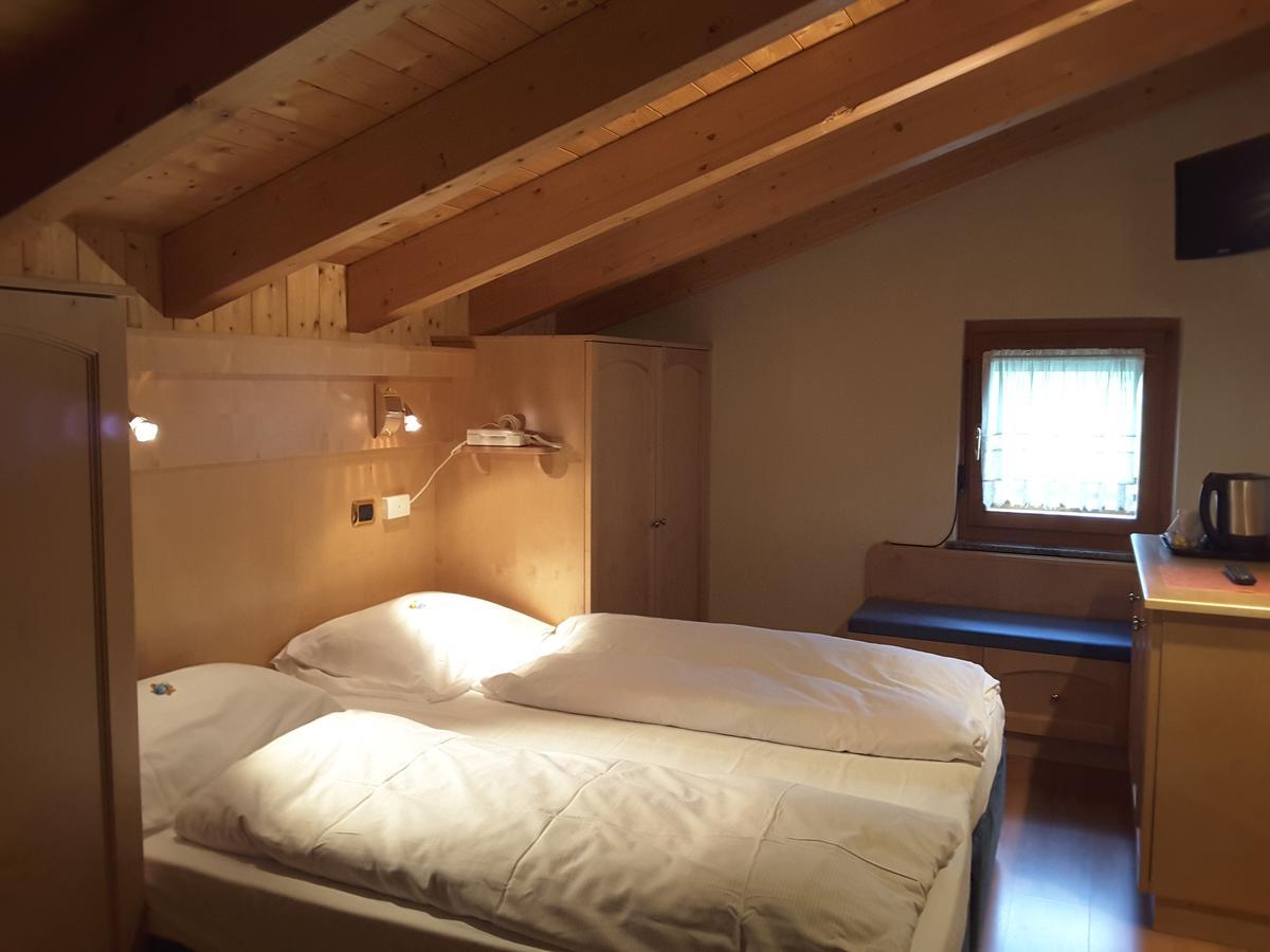 Chalet Brigitte B&B Arabba Exteriör bild
